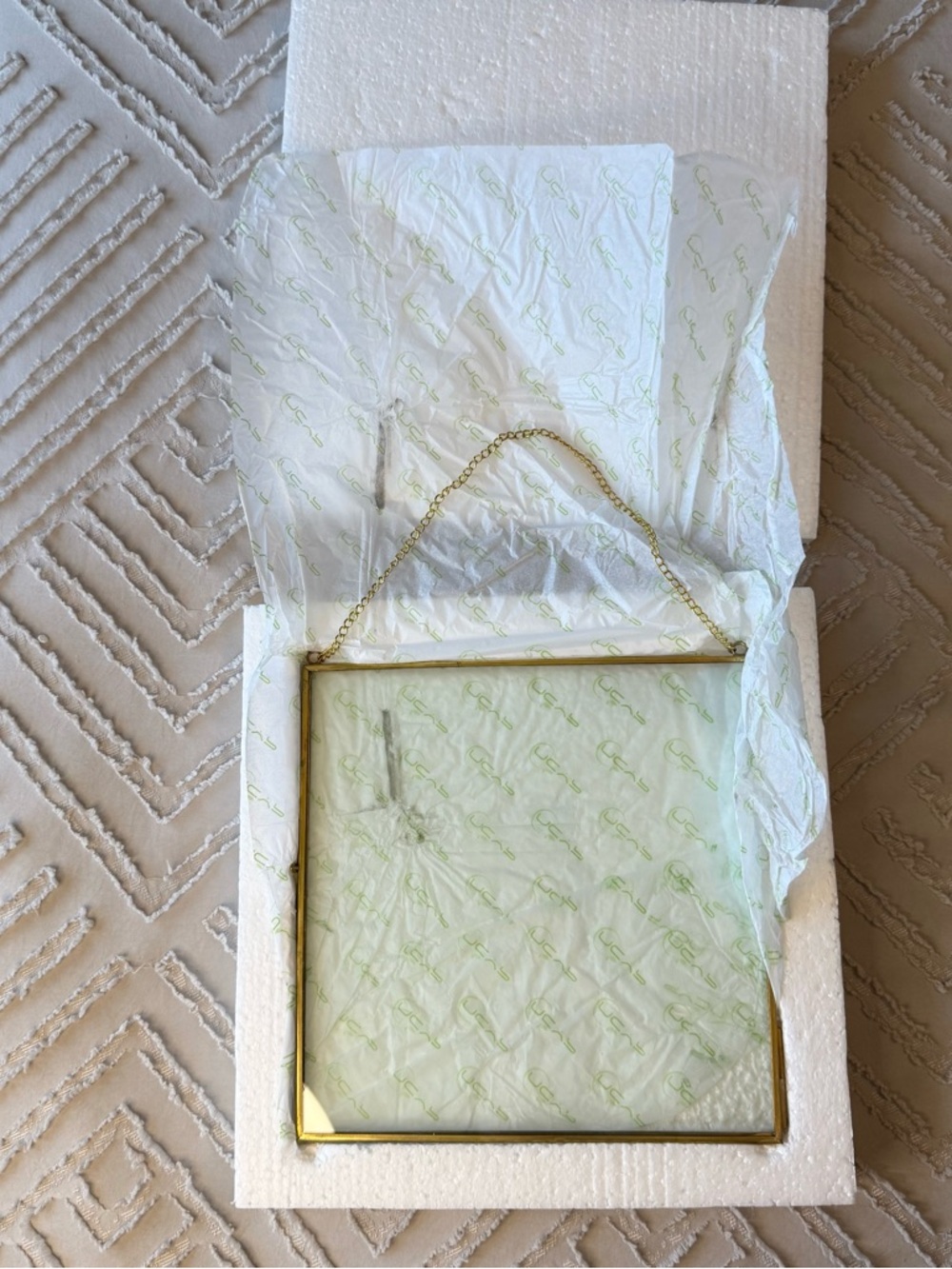 Gold Thin Metal Hanging Frame with Chain